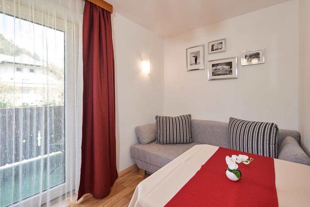 Apartments Neue Post Фильцмос Экстерьер фото