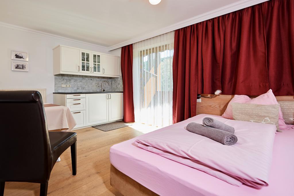 Apartments Neue Post Фильцмос Экстерьер фото
