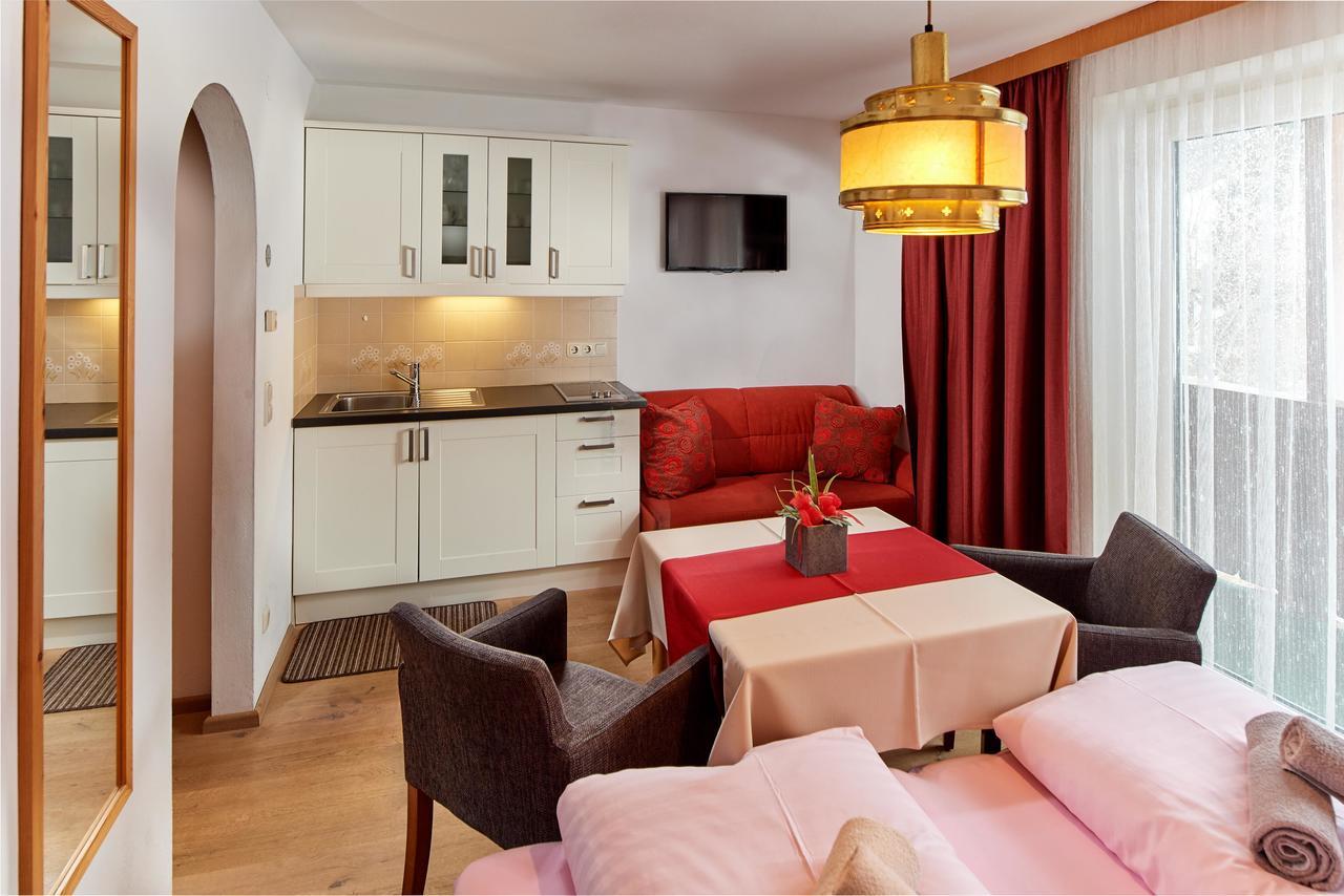 Apartments Neue Post Фильцмос Экстерьер фото